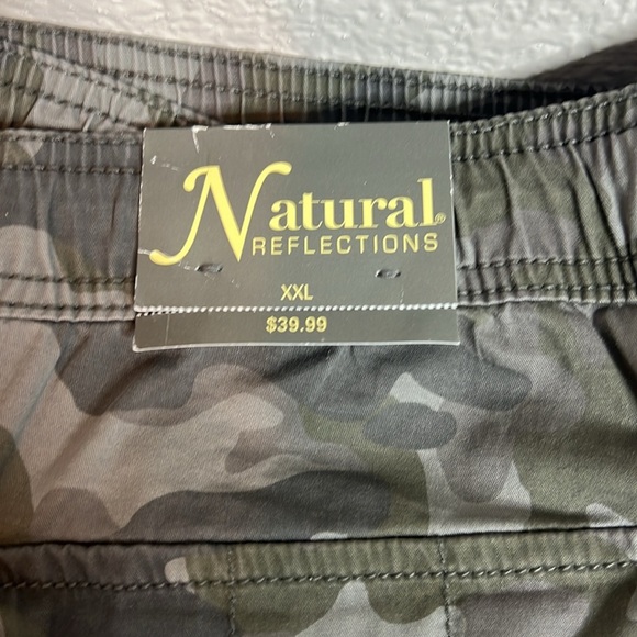 Natural Reflections Camo Cargo Joggers XXL - Picture 9 of 10